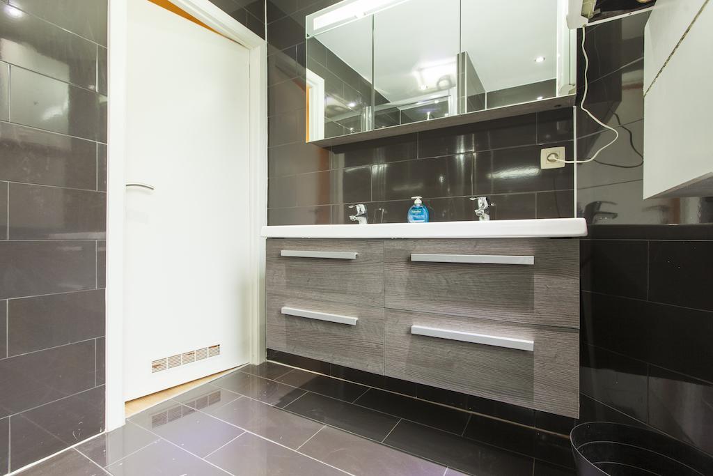 Madou City Center Apartment Brussels Bilik gambar